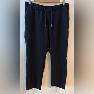 Lululemon Cropped Pants